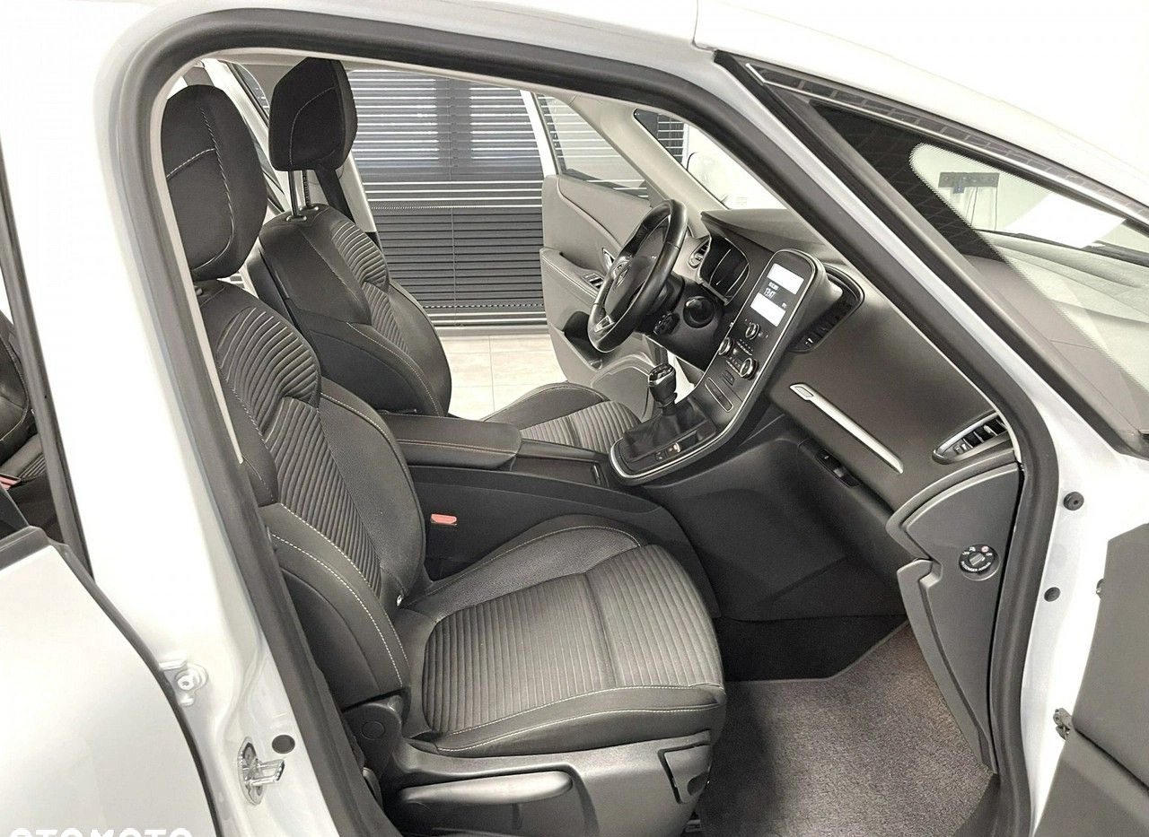 Renault Scenic cena 50200 przebieg: 240000, rok produkcji 2018 z Sopot małe 742